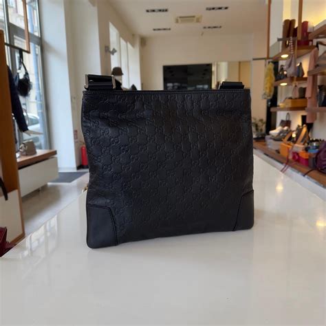 borsa gucci in pelle nera guccissima prezzo|Gucci borse.